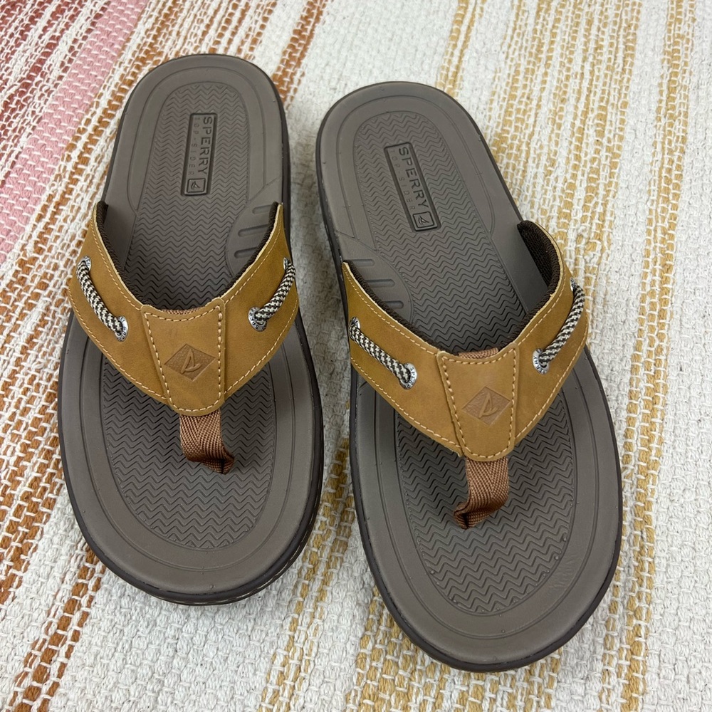 NEW  MEN'S SPERRY PENSACOLA THONG FLIP-FLOPS 🤎